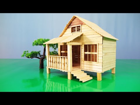 วิธีสร้างบ้านหลังเล็กน่ารักโดยใช้ไม้ไอติม